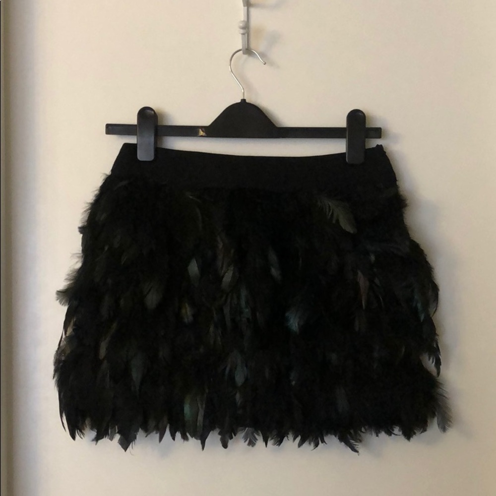 Feather skirt
